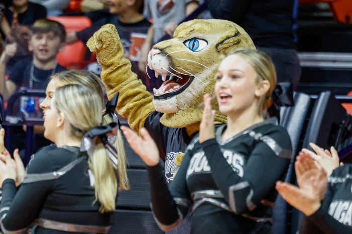 West Central Aurora Christian Illinois boys basketball March 7 2024 Nate Latsch 26467